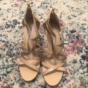 Steve Madden gold and nude heels-sandals